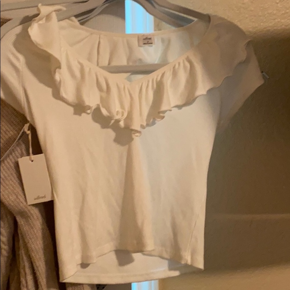 Aritzia white crop top